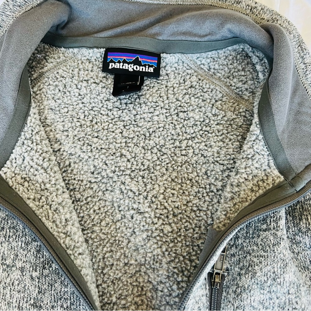 Sold-Patagonia worn wear Better Sweater full zip in heather gray - Picture 9 of 11
